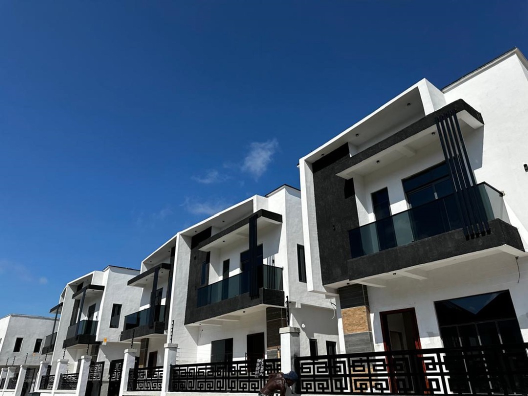 A 4-bedroom fully detached duple. All Ensuite